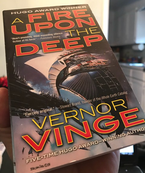 A Fire Upon The Deep - Vernor Vinge